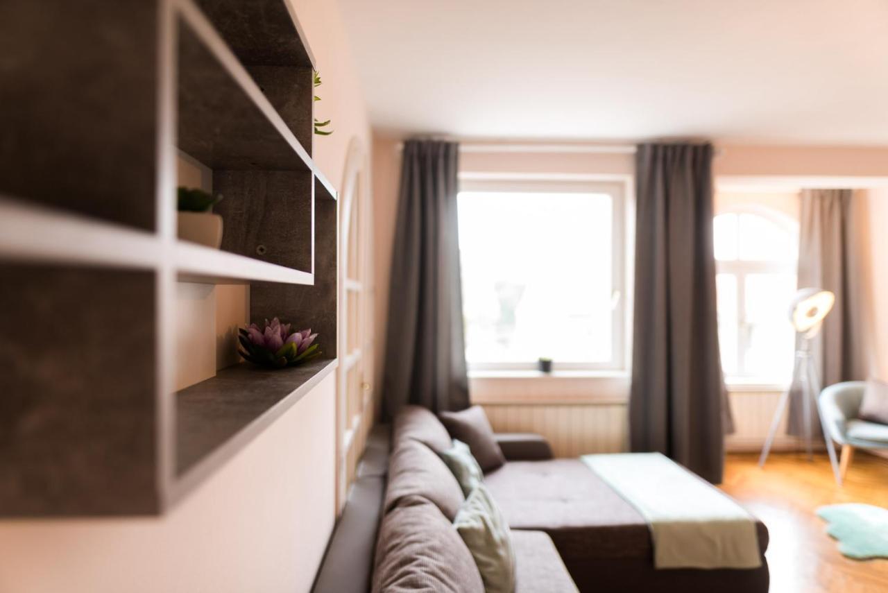 Szeged Gyoengye Apartment Екстериор снимка