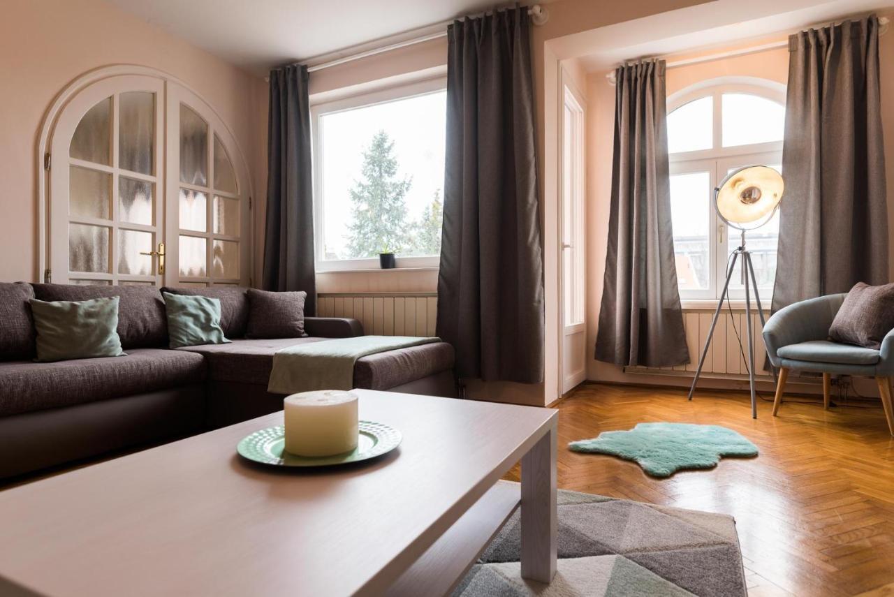 Szeged Gyoengye Apartment Екстериор снимка